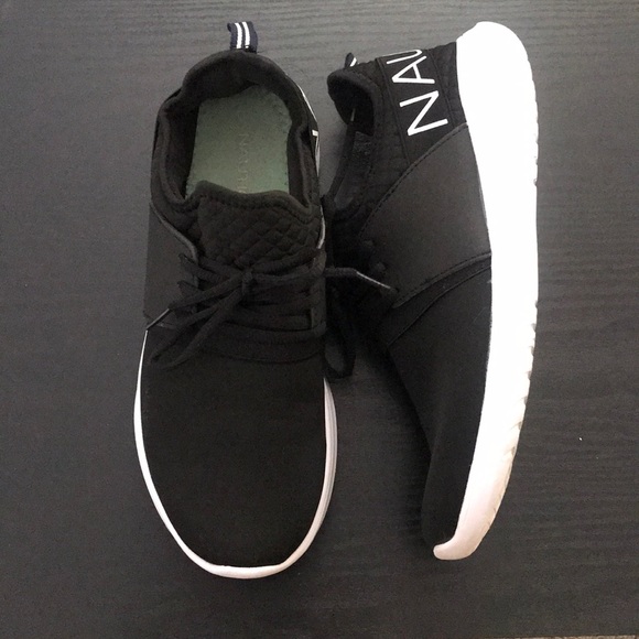 nautica tennis shoes
